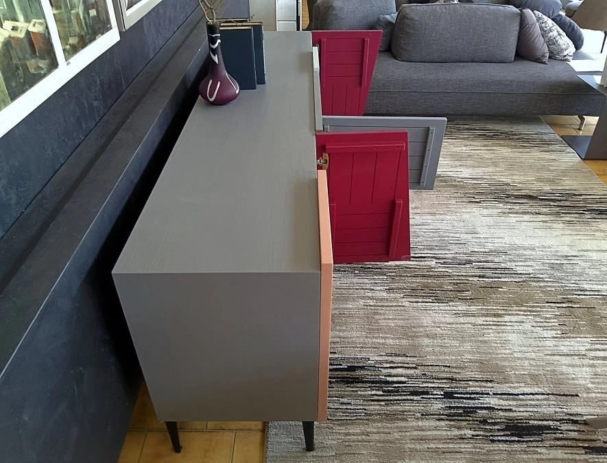 Madia Devina Nais Zero.16  "Deco: Impero"