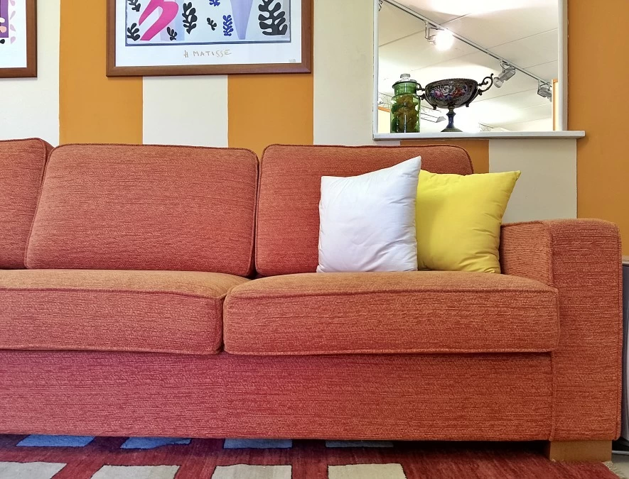 Divano Chaise-longue Produzione Artigianale Arancio