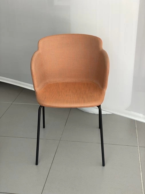 Sedia con braccioli MIDJ Calla