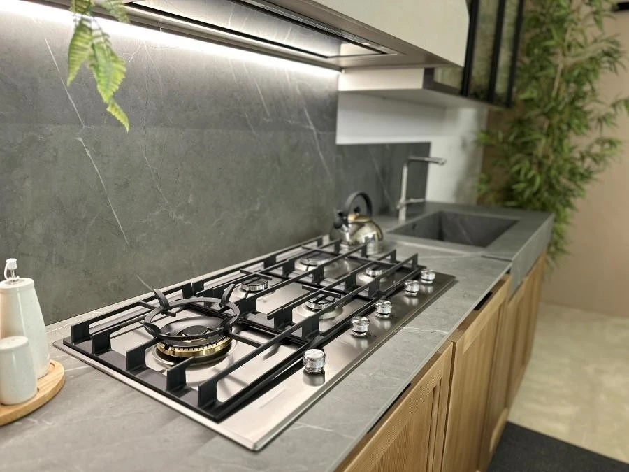 Cucina angolare Scandola Mobili Nora/Tabià
