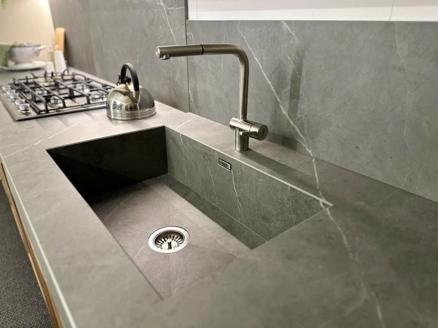 Cucina angolare Scandola Mobili Nora/Tabià