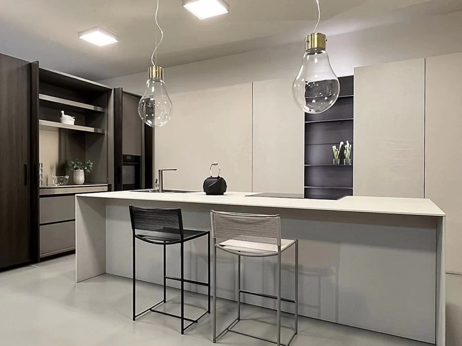 Cucina con Isola Modulnova MH6 (isola + colonne)