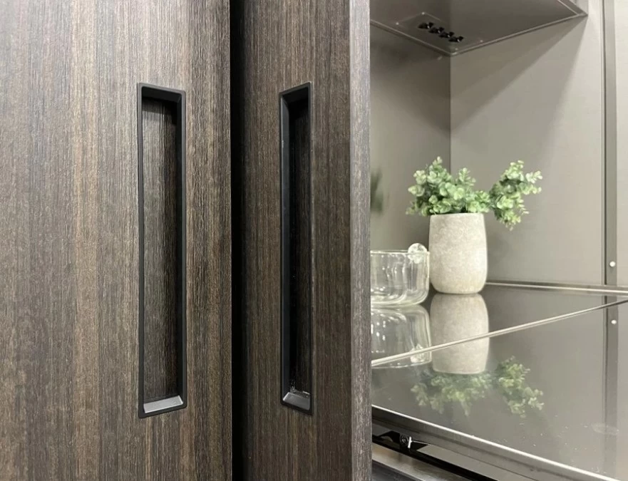 Cucina con Isola Modulnova MH6 (isola + colonne)