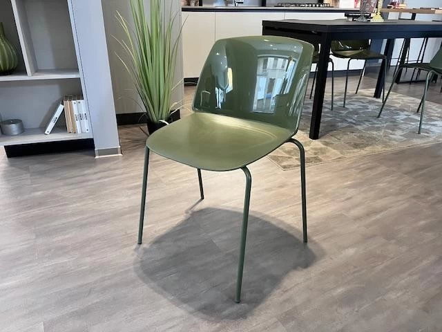 Scegli la sedia Sixties per un ambiente unico e di stile!
