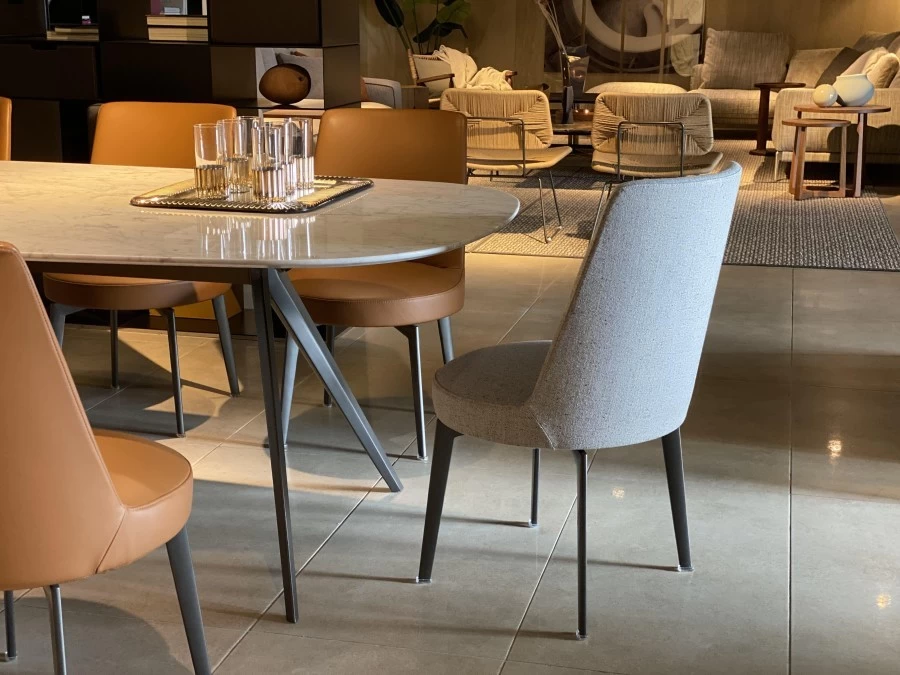 Sedia senza braccioli Flexform Hera