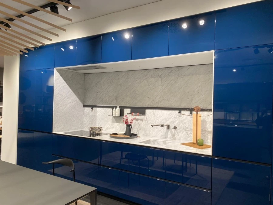 Cucina angolare Valcucine Artematica laccata