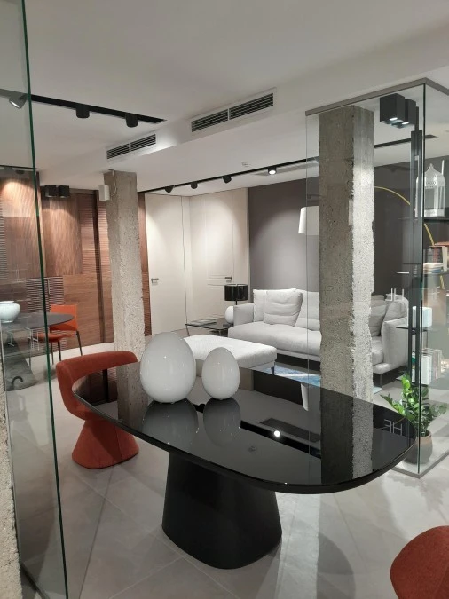 Tavolo B&B Italia Allure O'