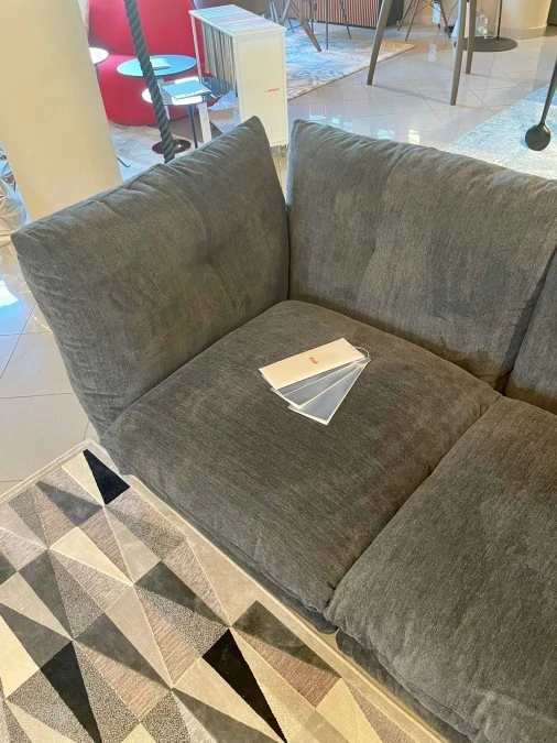 Divano Knoll Pillo
