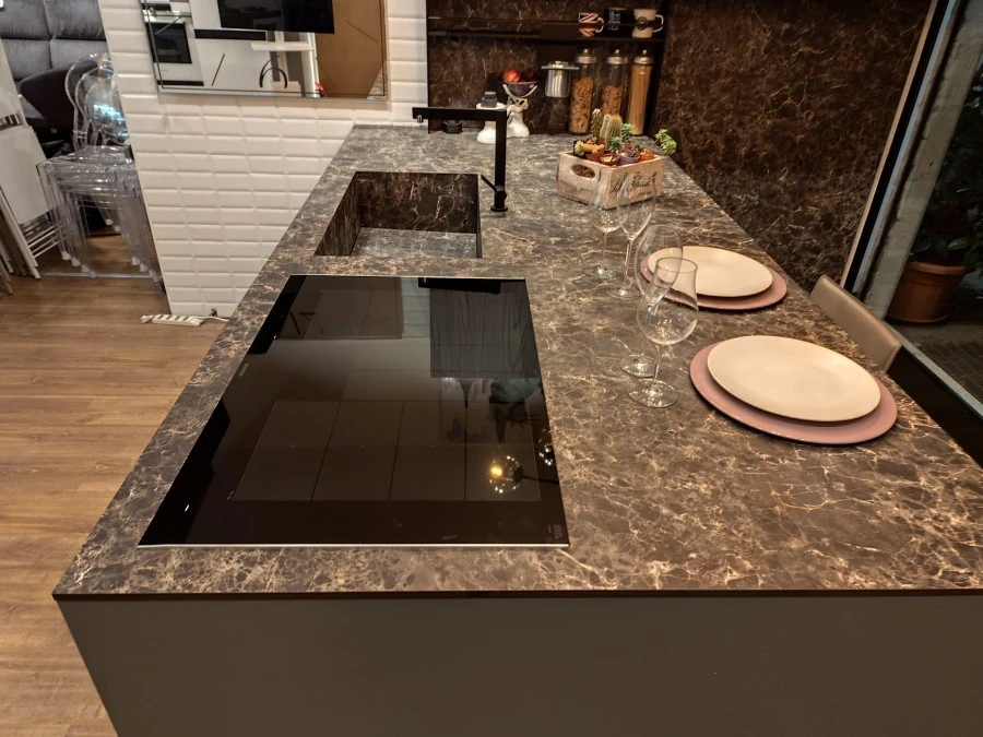 Cucina con penisola Doimo Cucine D.23 Soho