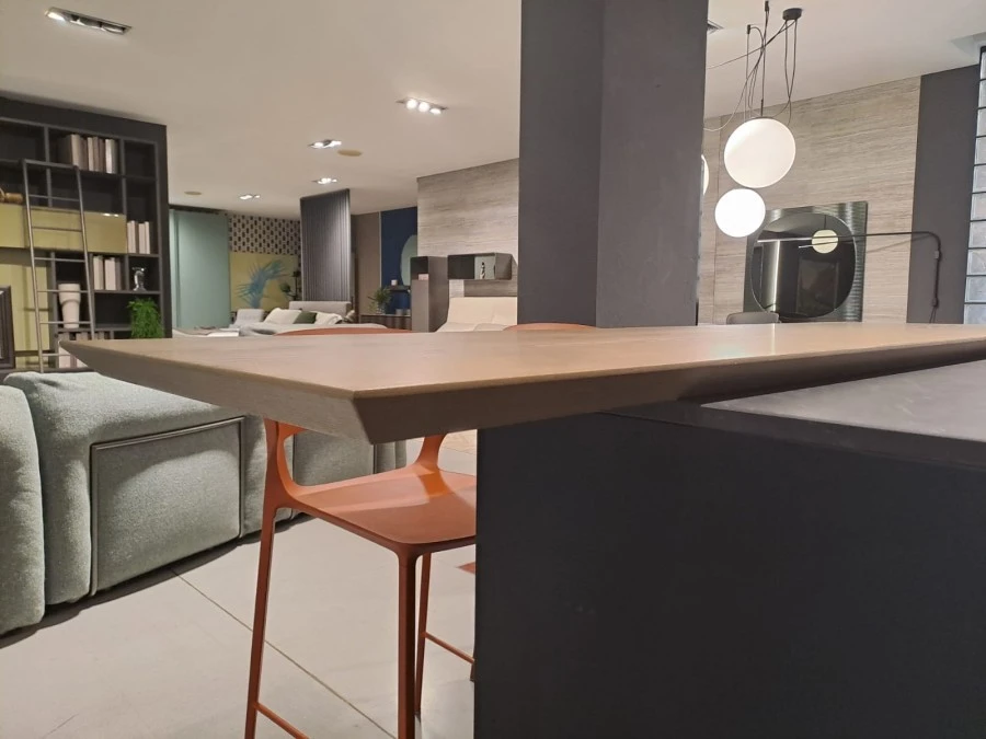 Cucina con Isola Euromobil FILO LAIN