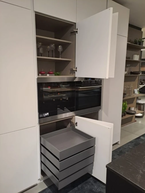 Cucina con Isola Euromobil FILO LAIN
