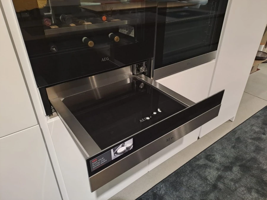 Cucina con Isola Euromobil FILO LAIN