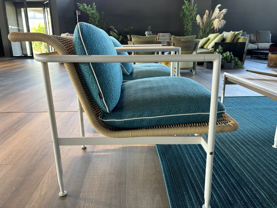 Poltrona da giardino Cassina Armachair 582 Esosoft