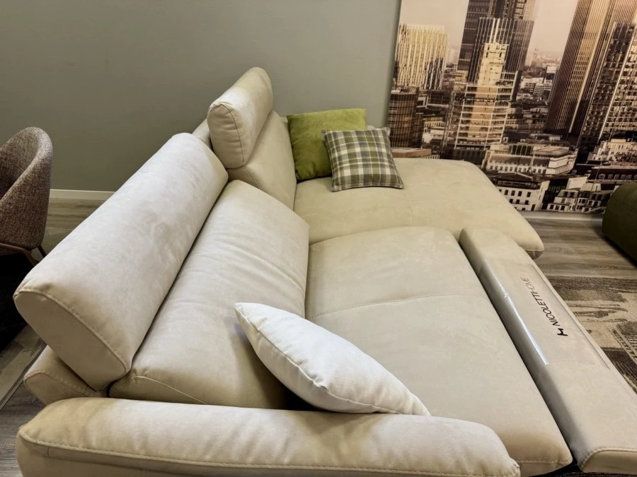 Divano Nicoletti Home Falabella
