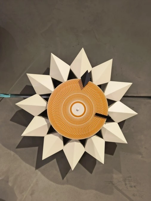 Orologio Vitra Diamond Markers Clock