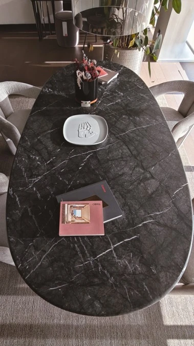 Tavolo ovale Cassina Sengu Table