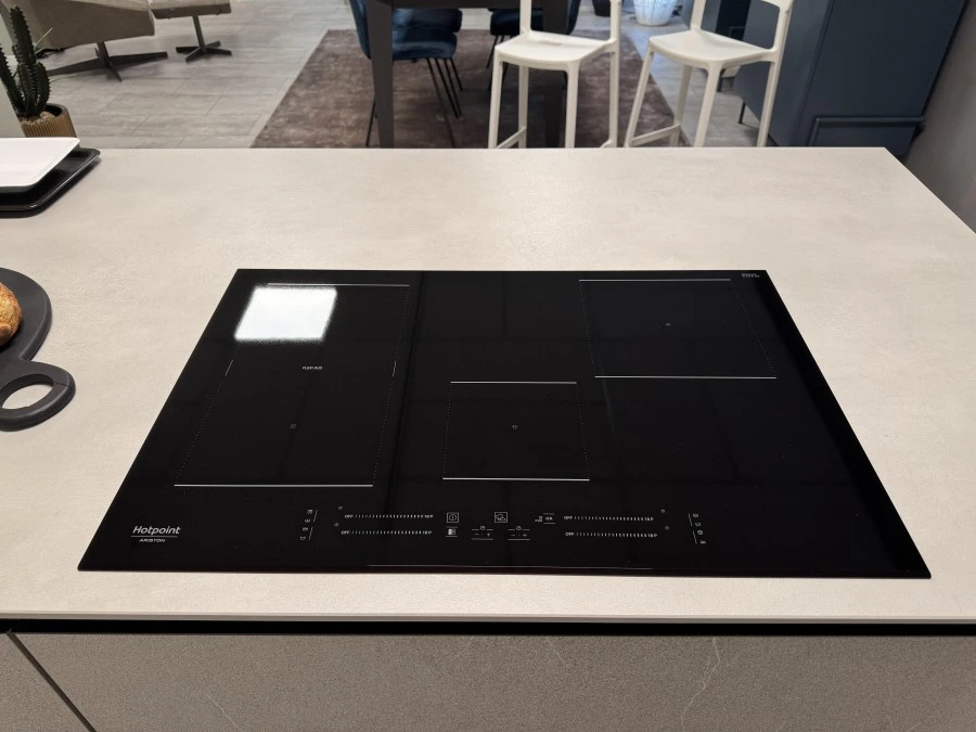 Cucina con Isola Scavolini Boxi