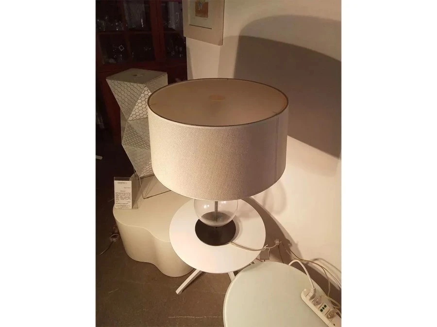 Lampada da tavolo Penta Desir