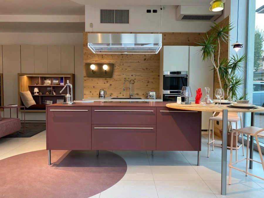 Cucina con Isola Essebi seta color