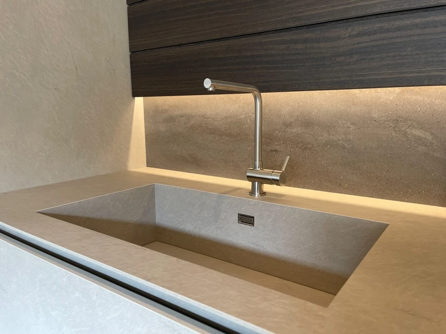 Cucina con penisola Modulnova MH6