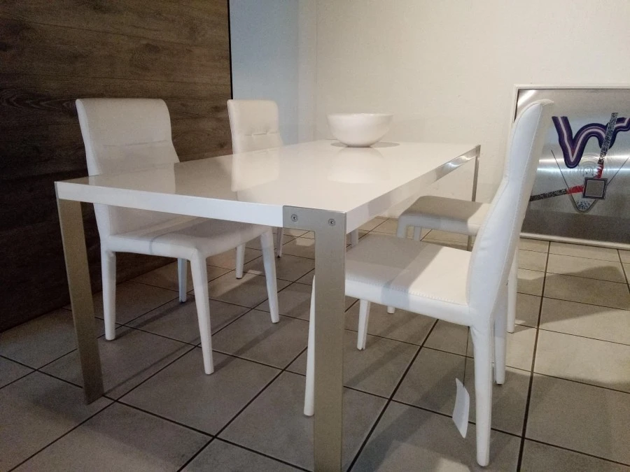 Tavolo rettangolare Desalto Liko