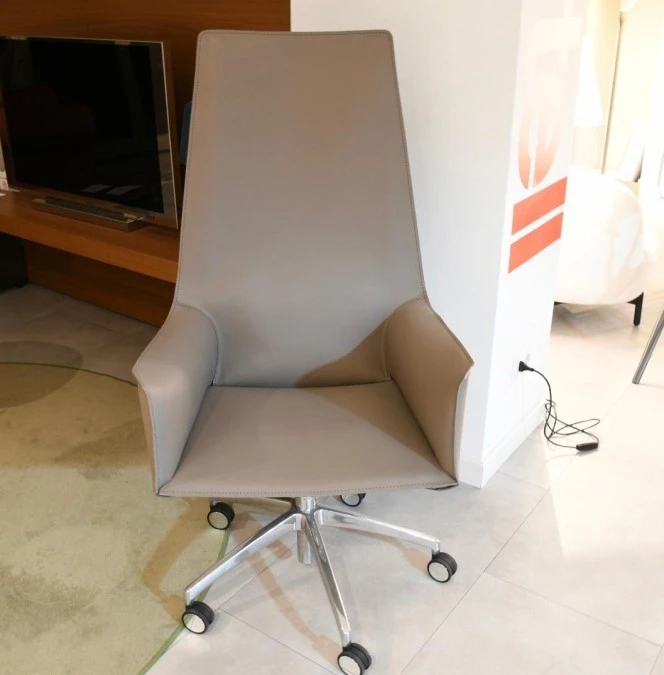 Sedia ufficio Cassina 413 CAB-OFFICE PRESIDENT