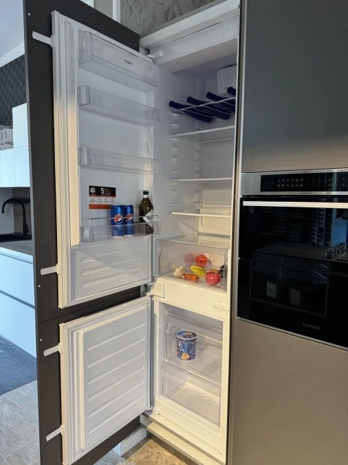 Cucina con penisola Alema Cucine Alfa Vulcano