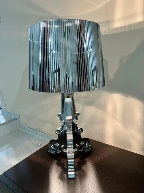 Lampada da tavolo Kartell BOURGIE