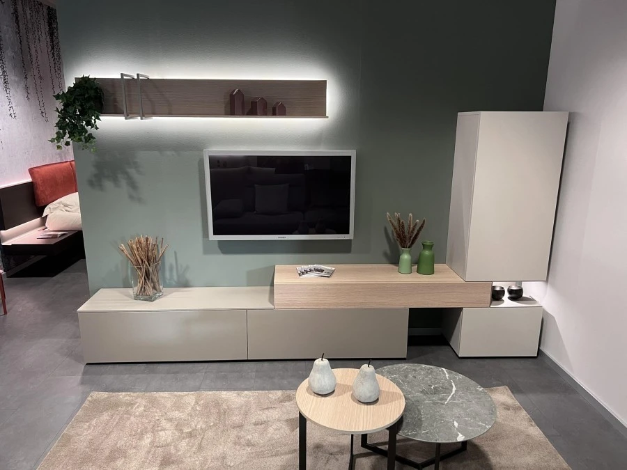 Il living Ring rappresenta l'eccellenza del design italiano firmato Tomasella.