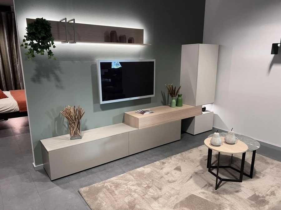 Il living Ring rappresenta l'eccellenza del design italiano firmato Tomasella.