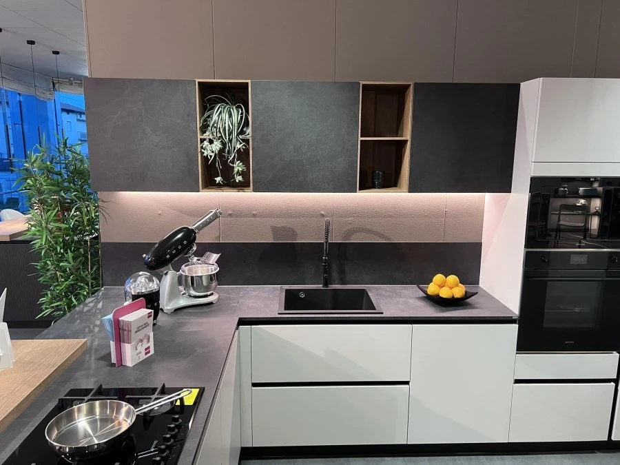 LiberaMente trasforma il cuore della casa in un ambiente elegante e moderno.