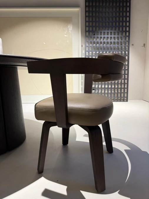 Sedia con braccioli Molteni&C. Porta Volta