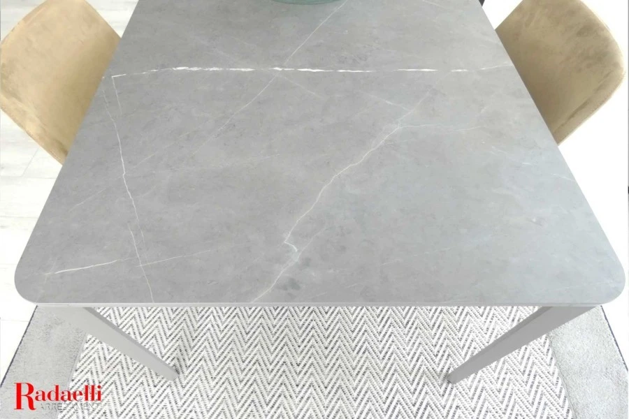Piano in ceramica opaca