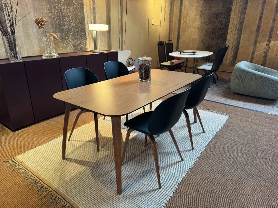 Tavolo rettangolare Gubi Dining Table