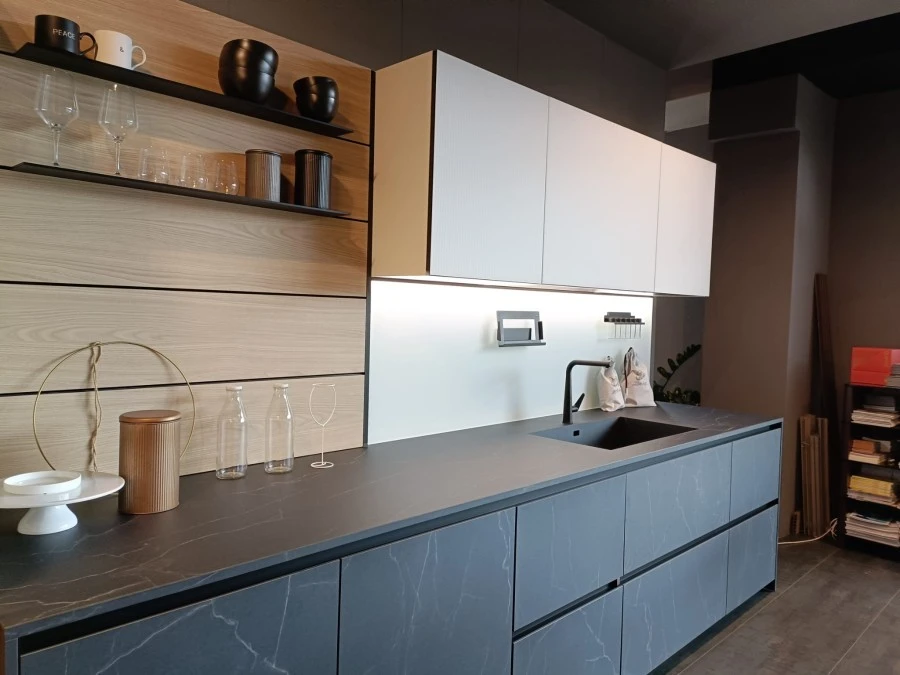 Cucina con Isola Arredo3 Glass-Asia