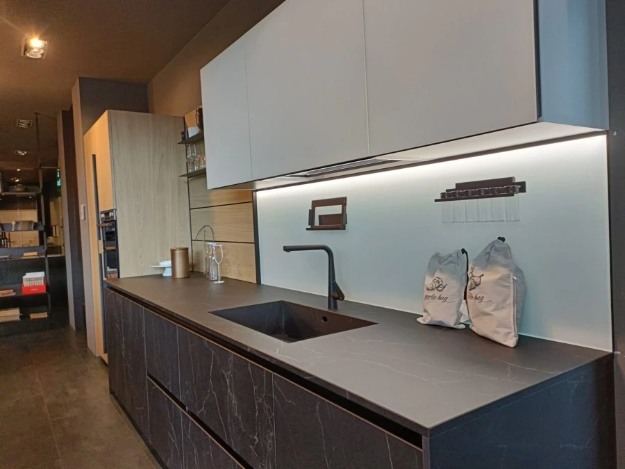 Cucina con Isola Arredo3 Glass-Asia
