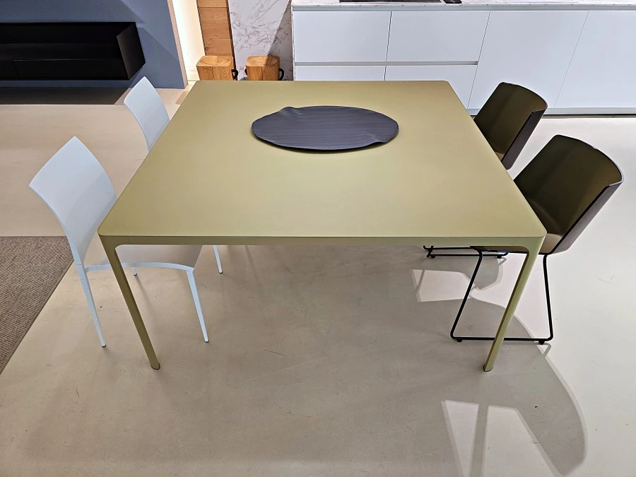 Tavolo quadrato Rimadesio Flat