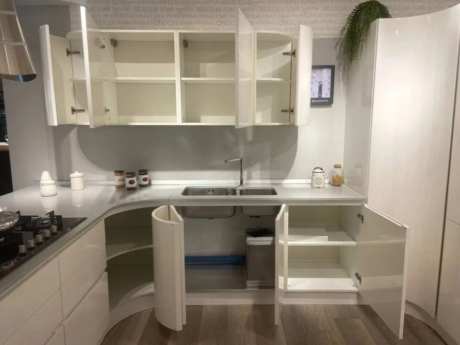 Cucina con penisola Ar-Due Avena