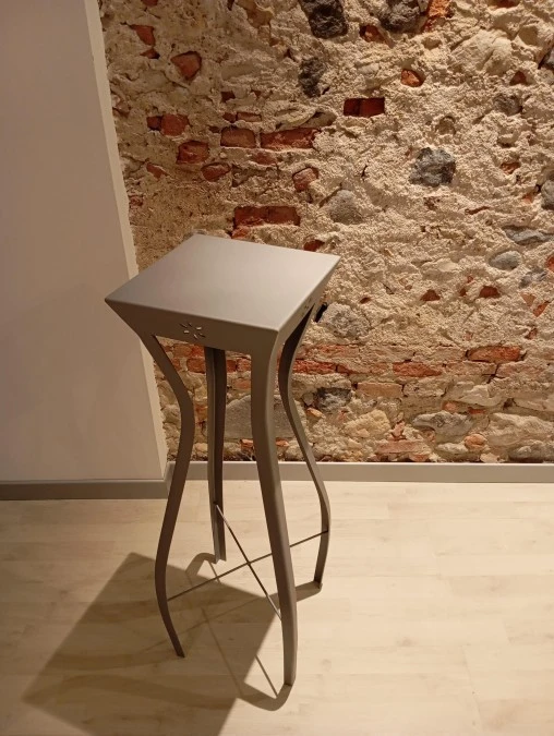 Complemento d'arredo Produzione Artigianale Francis
