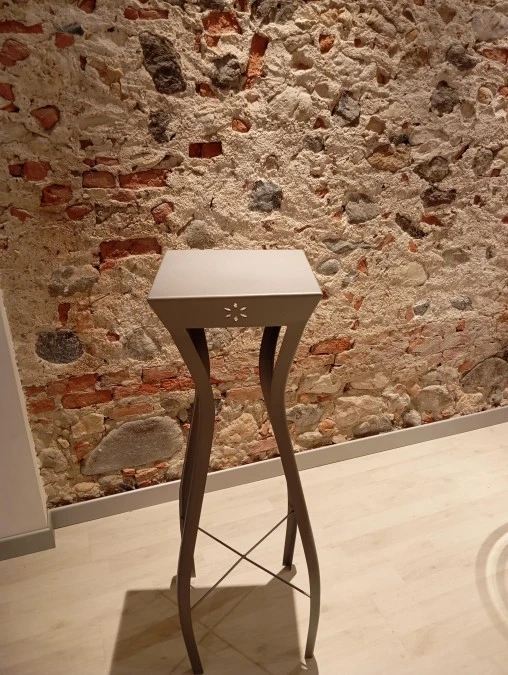 Complemento d'arredo Produzione Artigianale Francis