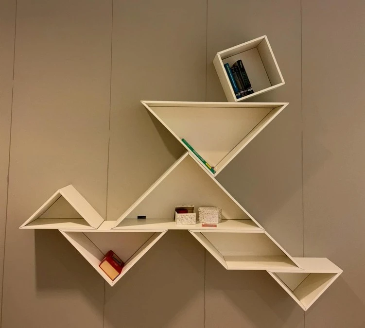 Piccola libreria Lago Tangram