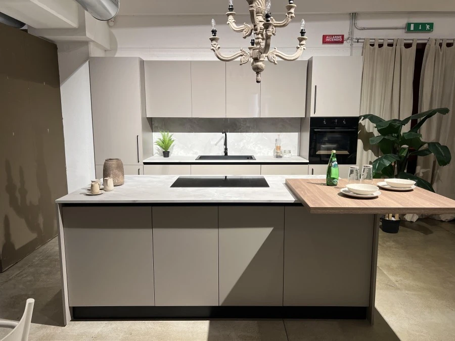 Cucina con Isola Mobilturi Pop