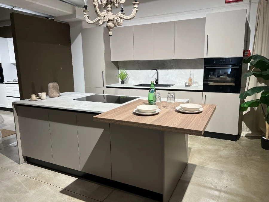 Cucina con Isola Mobilturi Pop