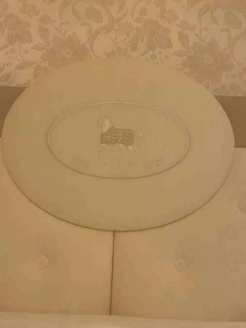 Letto matrimoniale Fendi Casa Cameo 2