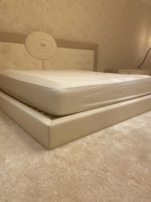 Letto matrimoniale Fendi Casa Cameo 2