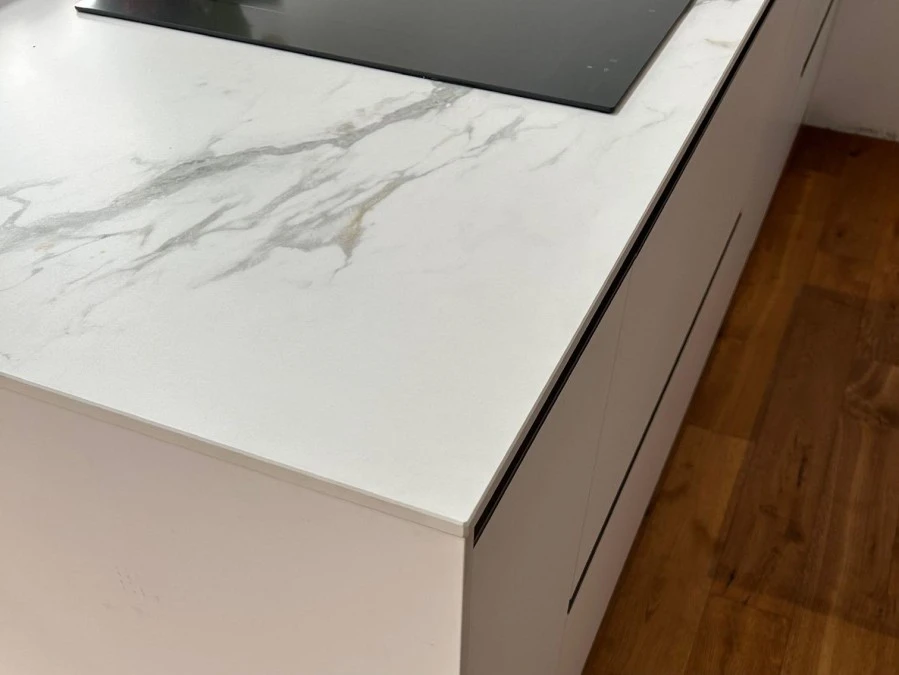 Cucina con Isola Poliform Alea Pro