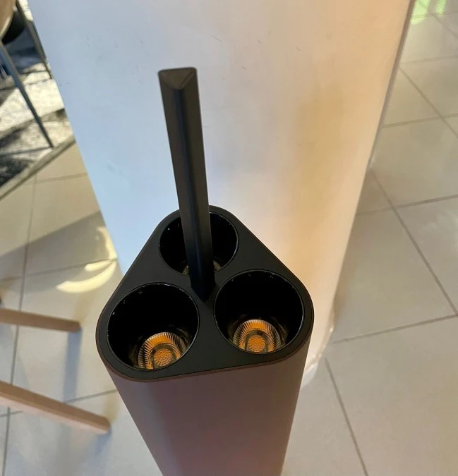 Lampada da tavolo Flos Emi Table