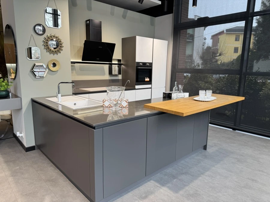 Cucina con penisola Scavolini Evolution