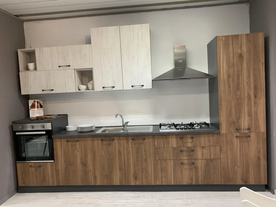 Cucina lineare Est Cucine MIRA