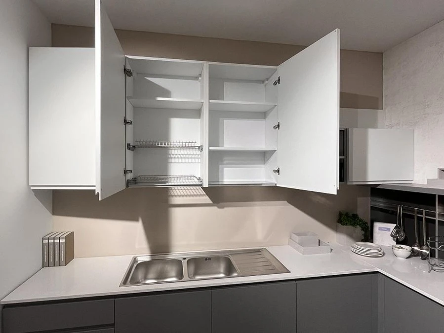 Cucina con Isola Creo Kitchens JEY FEEL